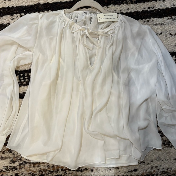 Long-Sleeve Tie-Front Blouse - Picture 6 of 7